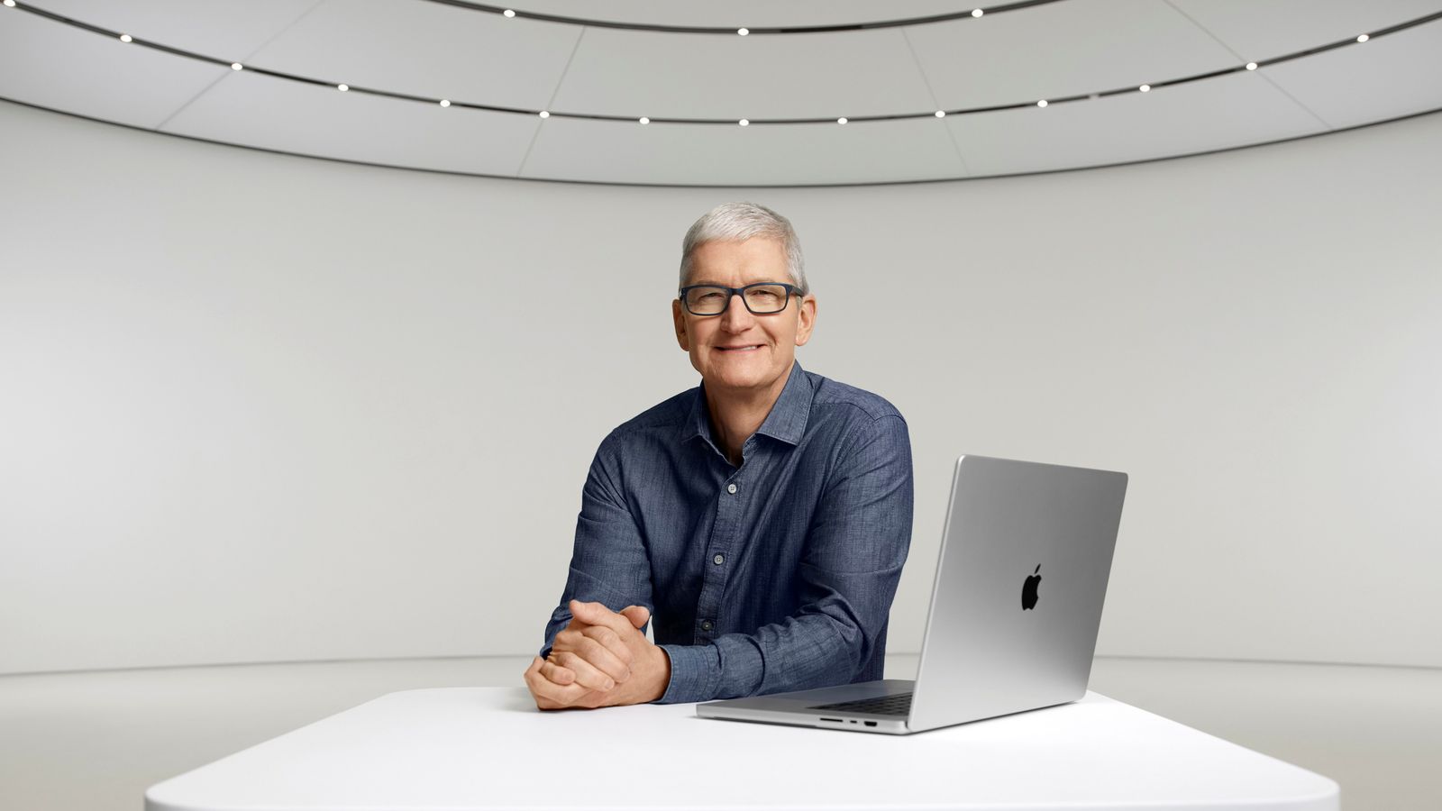 Tim Cook på vej ud som CEO – men ikke ud af Apple: Her er hvorfor