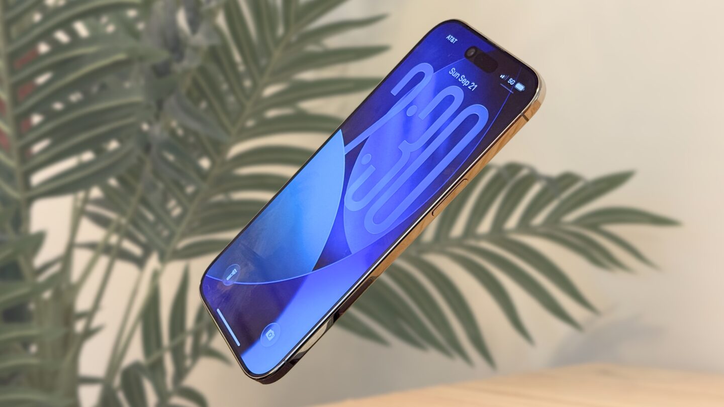 Apple mister nøgle-designer bag iPhone Air til hemmelig AI-startup