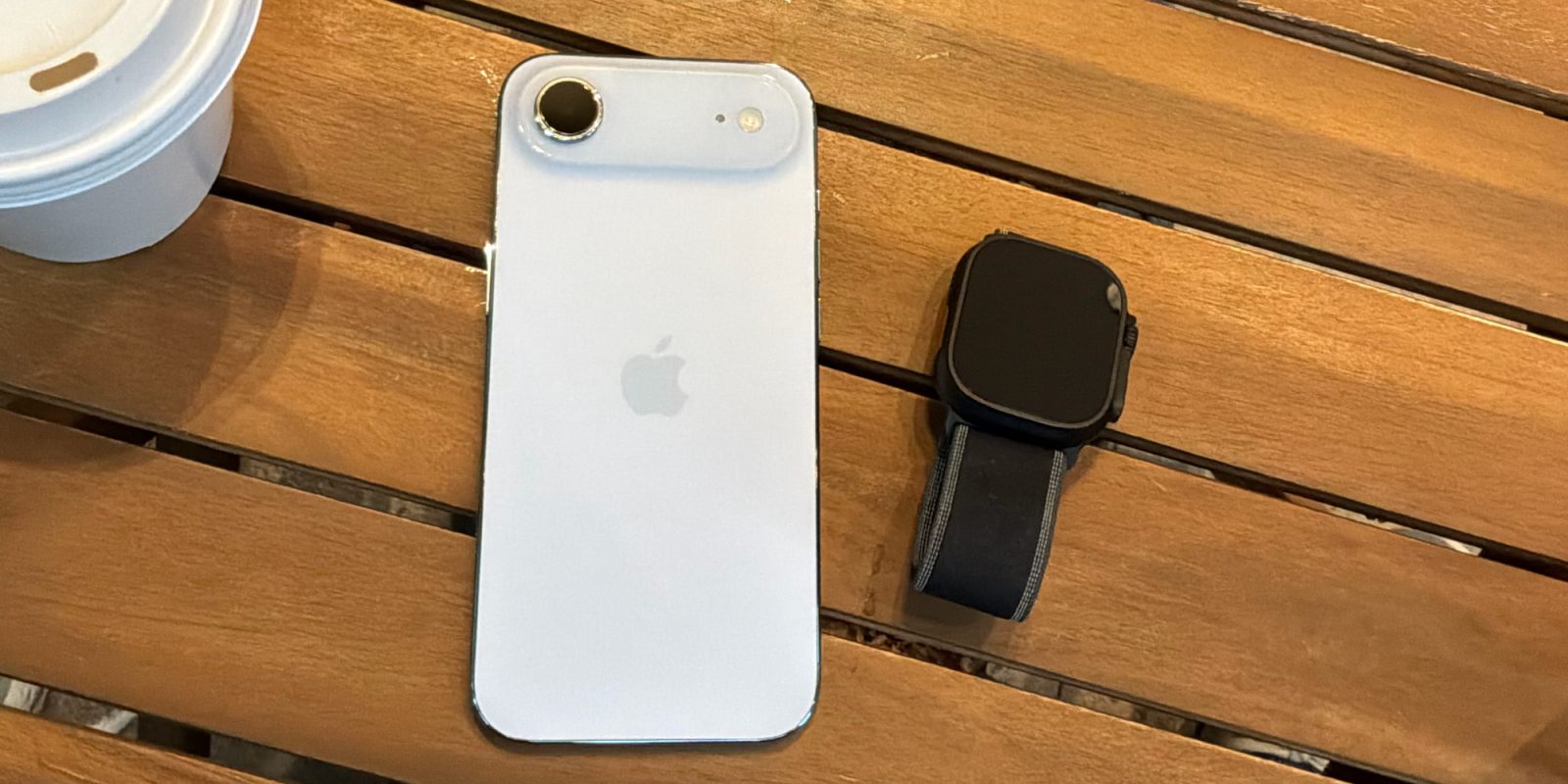 iOS 26.2 fjerner Wi-Fi-synkronisering mellem iPhone og Apple Watch i EU – tak, DMA!