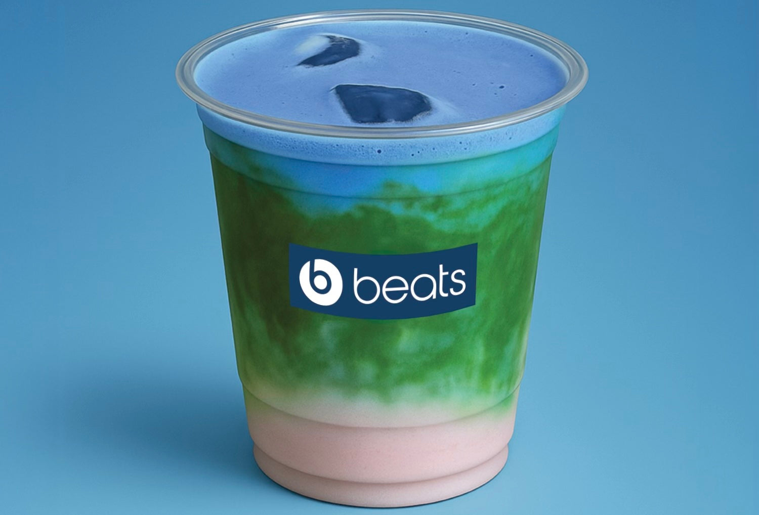 Beats-fejring: Eksklusive Højttalere og Tematiske Matcha Lattes