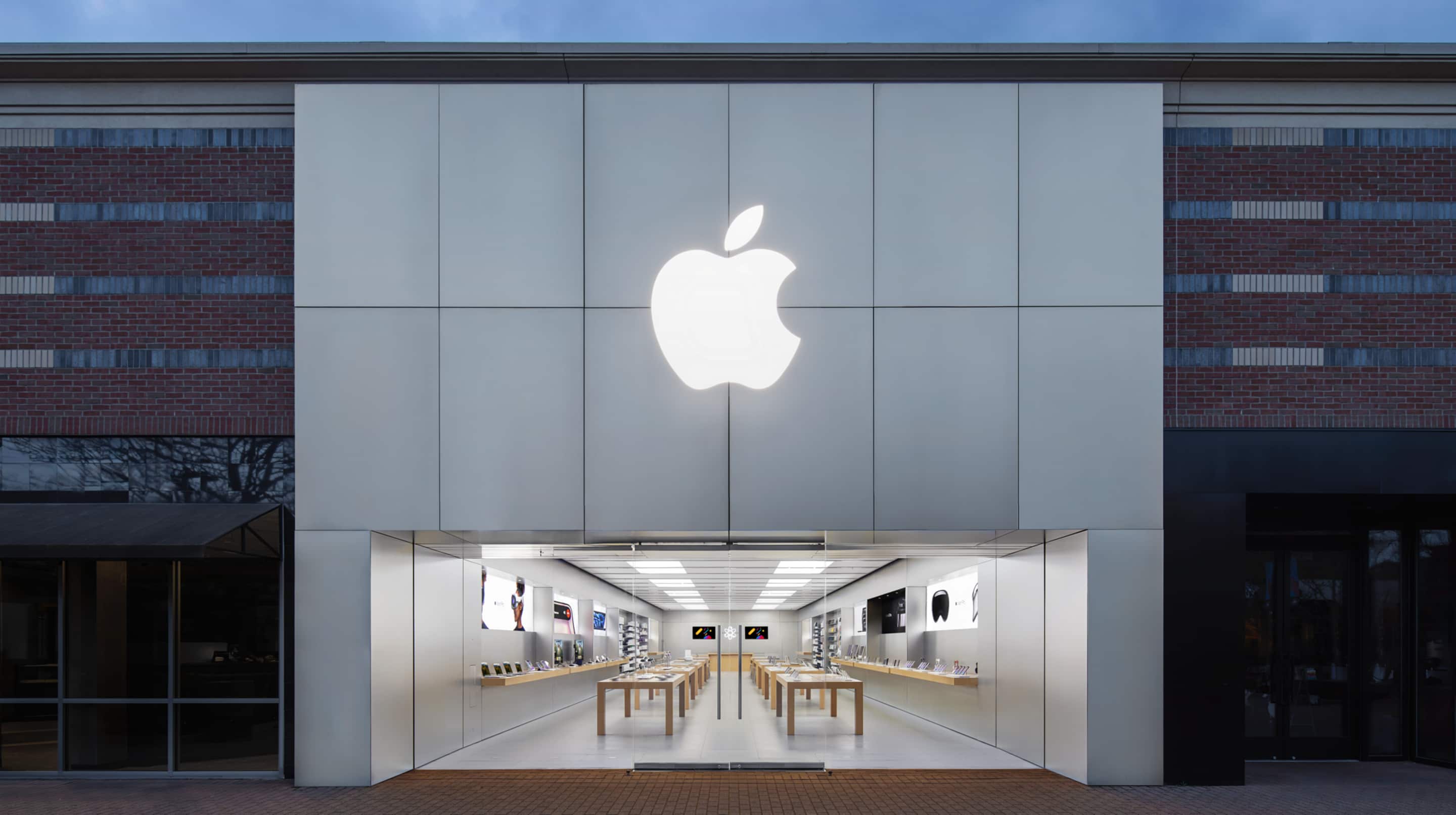 Apple Butikker: Åbner i Detroit, Lukker Partridge Creek