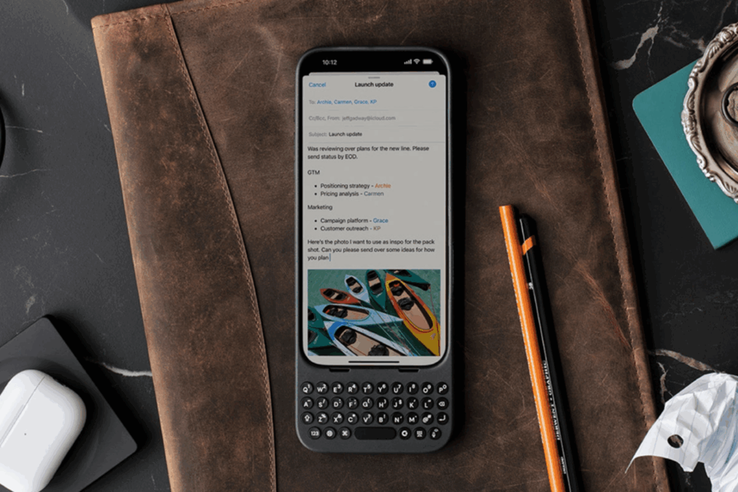 Klik dig tilbage til BlackBerry-æraen: Clicks-tastaturcoveret til iPhone er landet