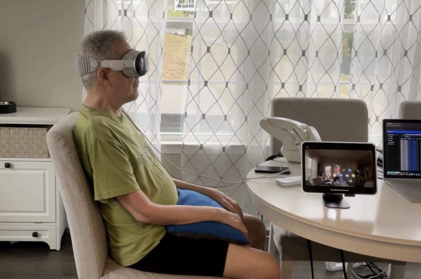 Hjernesignal-styret Apple: Nu kan du betjene dine enheder med tankens kraft