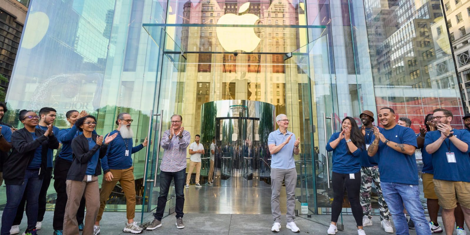 iPhone-revolution: Her er Apples vilde treårige roadmap (2025-2027)