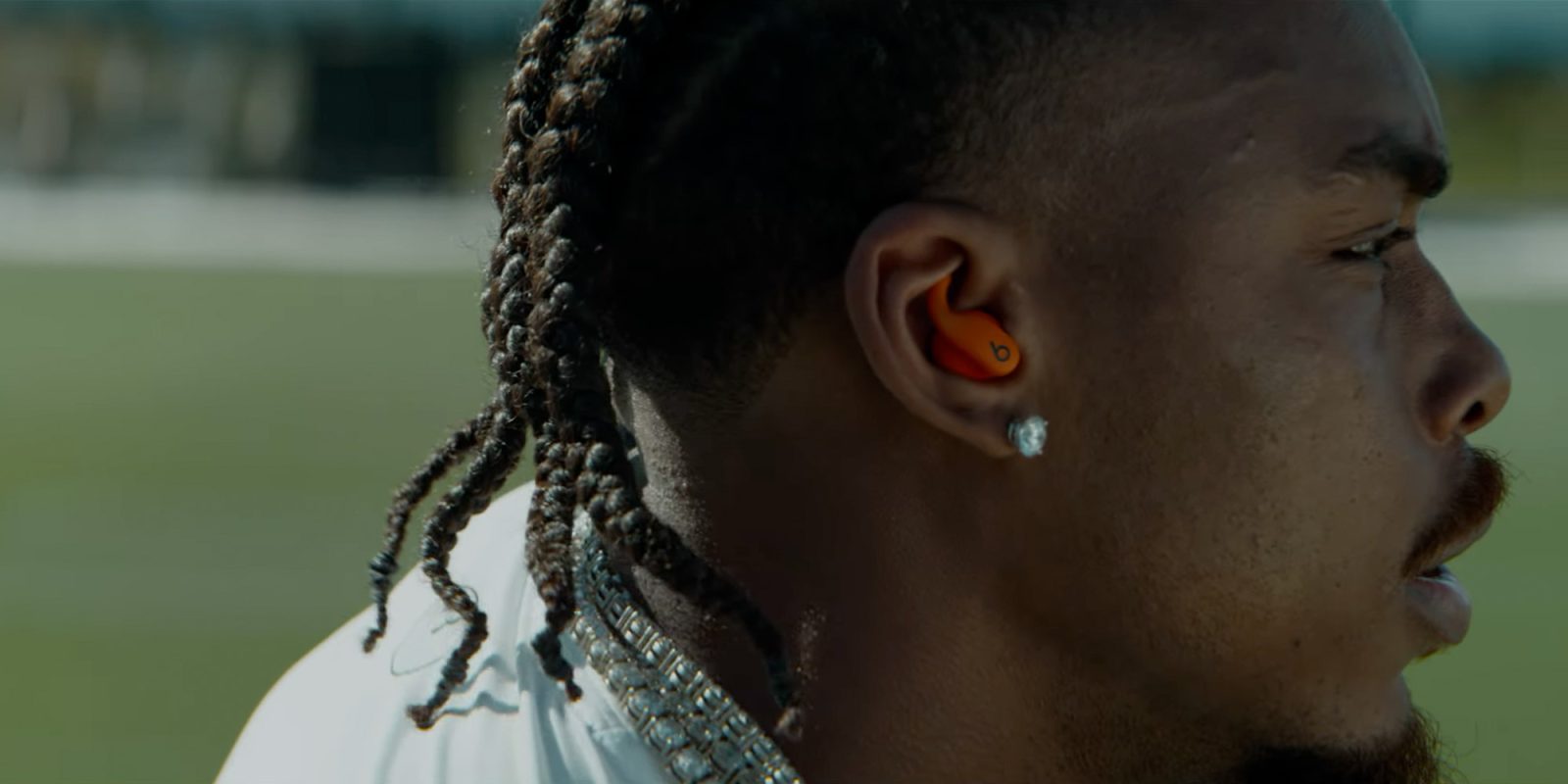 Apple afslører Powerbeats Fit: Nye træningsvenlige earbuds på vej i efteråret 2025