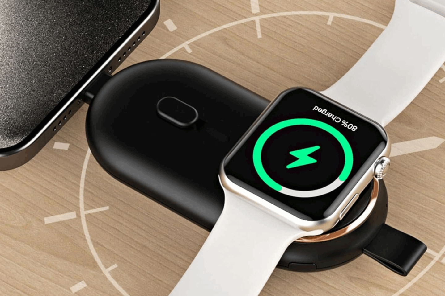 Denne smarte nøglebundt-powerbank oplader både din iPhone og Apple Watch for kun 135 kr.