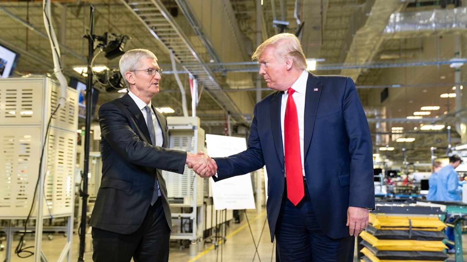 Apple slipper milliard-told: 100 mia. USD investering køber chip-fritagelse